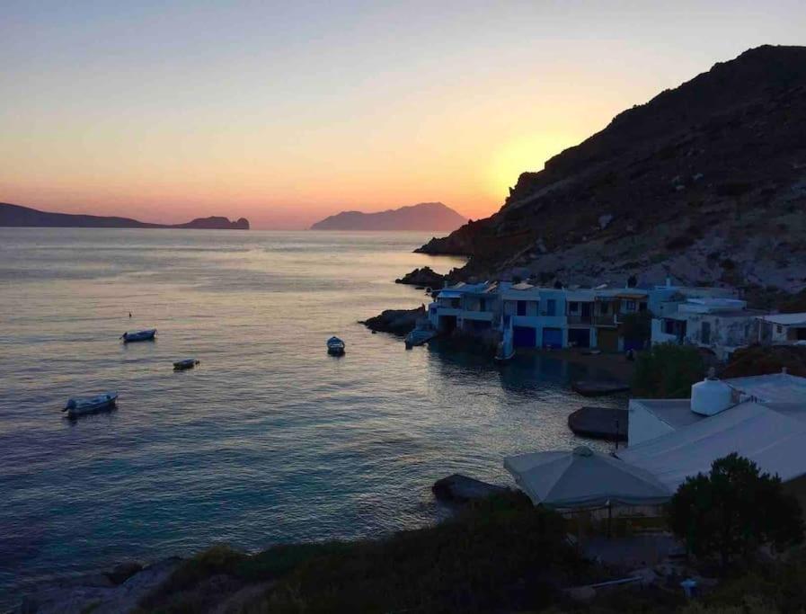 Casa Del Mar Milos Plaka  المظهر الخارجي الصورة